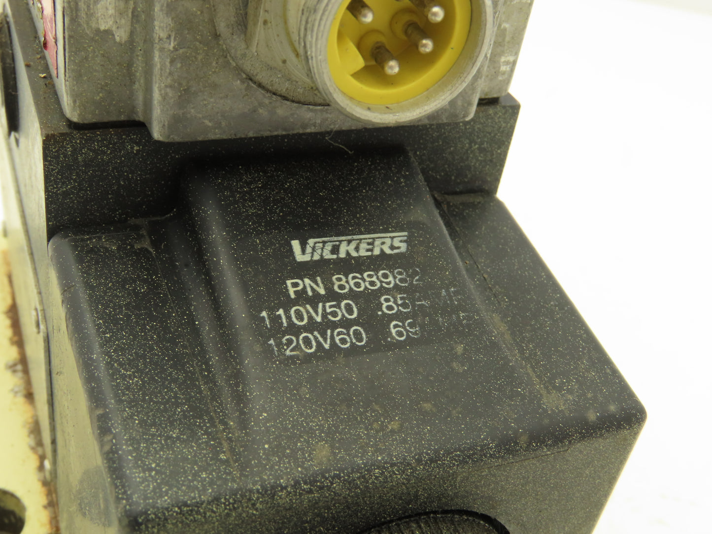 Vickers PA5DG4S4LW 010B B6OLH Hydraulic Directional Control Solenoid Valve 120V