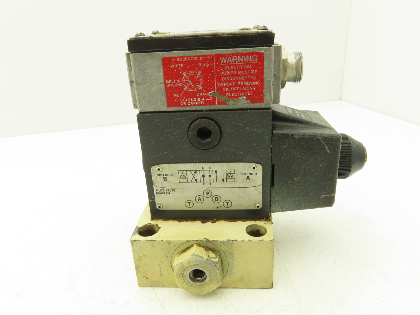 Vickers PA5DG4S4LW 010B B6OLH Hydraulic Directional Control Solenoid Valve 120V