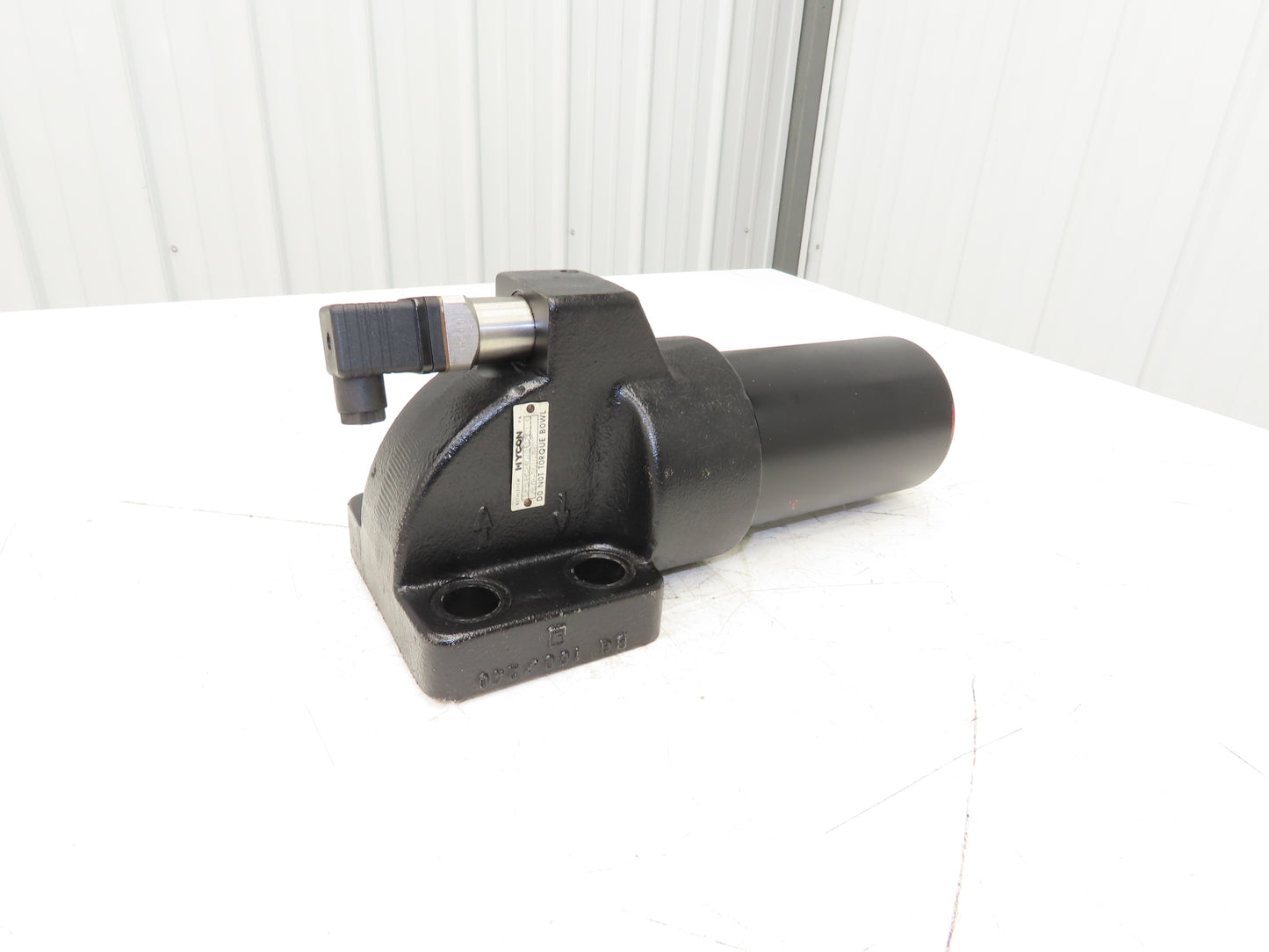 Hycon DFBNHC240AFE10C1.0/BYP-S0107H Hydraulic Filter 4-Bolt w/Indicator VD5-C.0