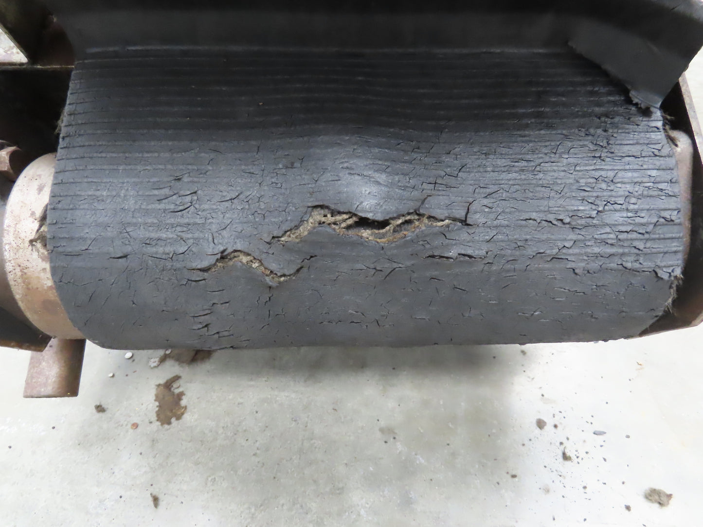 Speedways 84"L Adj Incline Portable Parts Conveyor 12" Cleated Belt 115/230V 1PH