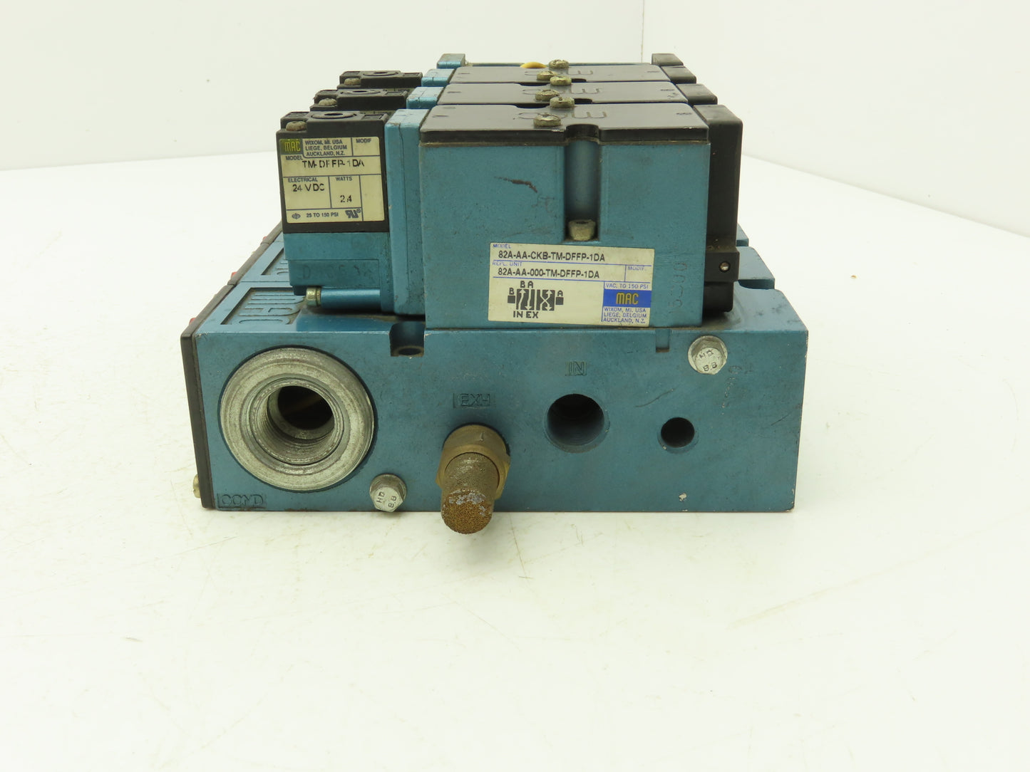 MAC 82A-AA-CKB-TM-DFFP-1DA 4 Station Solenoid Valve Assy Missing 1 Solenoid 24V
