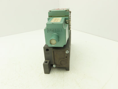 Numatics 34SAD415K013A Solenoid Valve w/ Manifold Block 120V 150 PSI 1/2" NPT