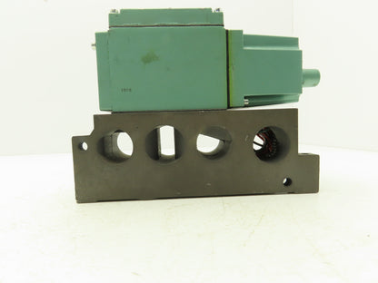 Numatics 34SAD415K013A Solenoid Valve w/ Manifold Block 120V 150 PSI 1/2" NPT