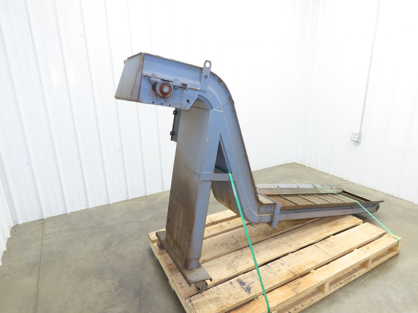 Turbo Chip Conveyor 16"W x 60" Infeed 40-43" Discharge Height  *No Drive*