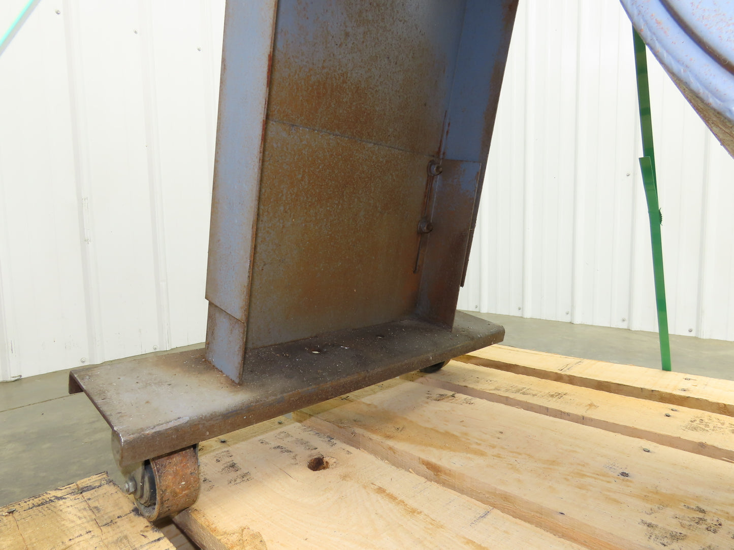 Turbo Chip Conveyor 16"W x 60" Infeed 40-43" Discharge Height  *No Drive*