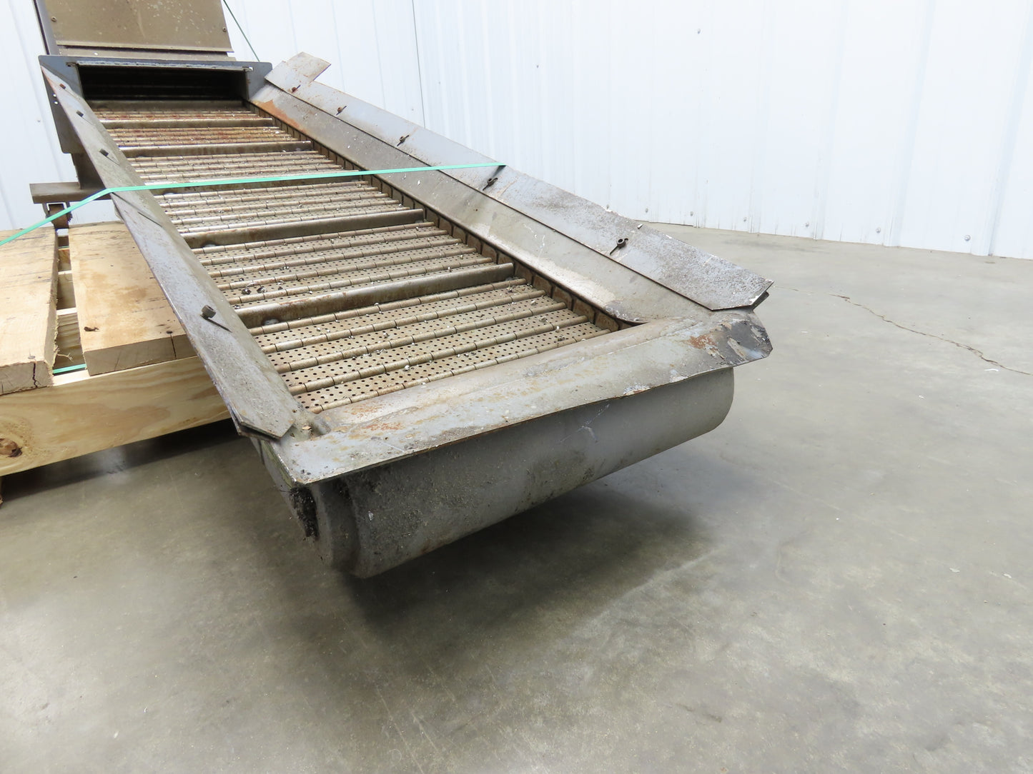 Turbo Chip Conveyor 16"W x 60" Infeed 40-43" Discharge Height  *No Drive*