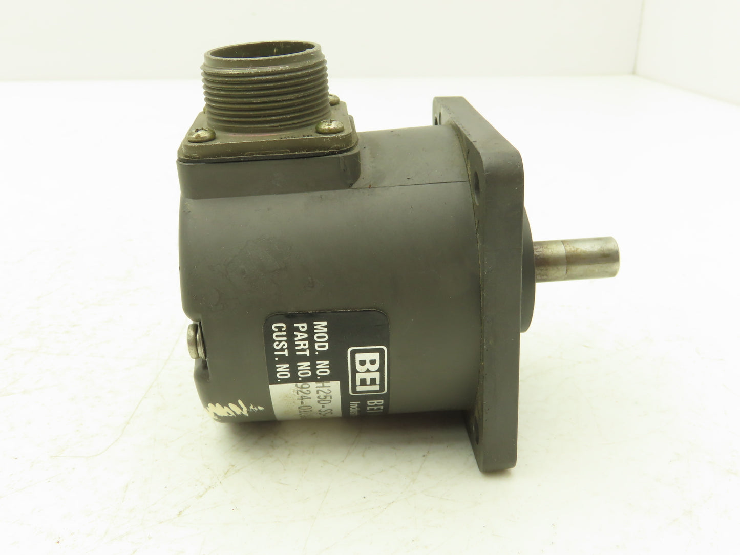 BEI Motion Systems H25D-SS-1000-AC-7830-SM16-S Rotary Encoder 7-Pin 5VDC 1000PPR
