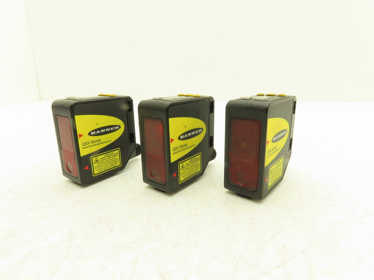 Banner Q5XKLAF2000-Q8 Laser Sensor 95-2000mm 10-30VDC  Lot of 3