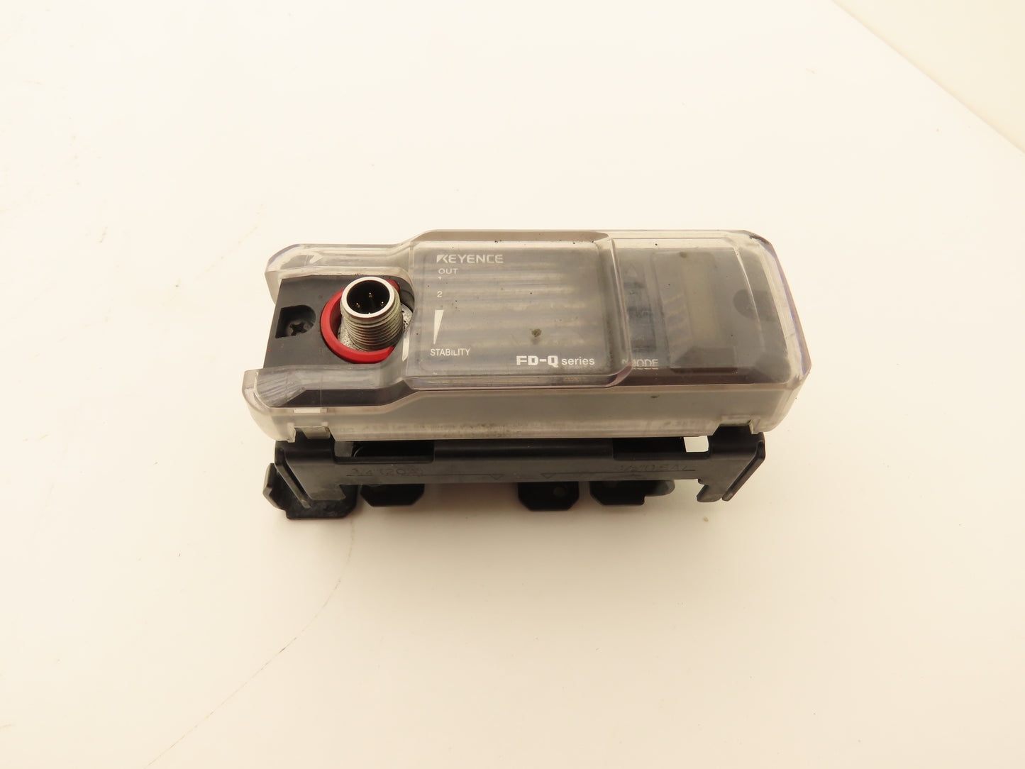 Keyence FD-Q20C Clamp-On Flow Sensor & Mount 1/2" 3/4" Pipe 15A/20A