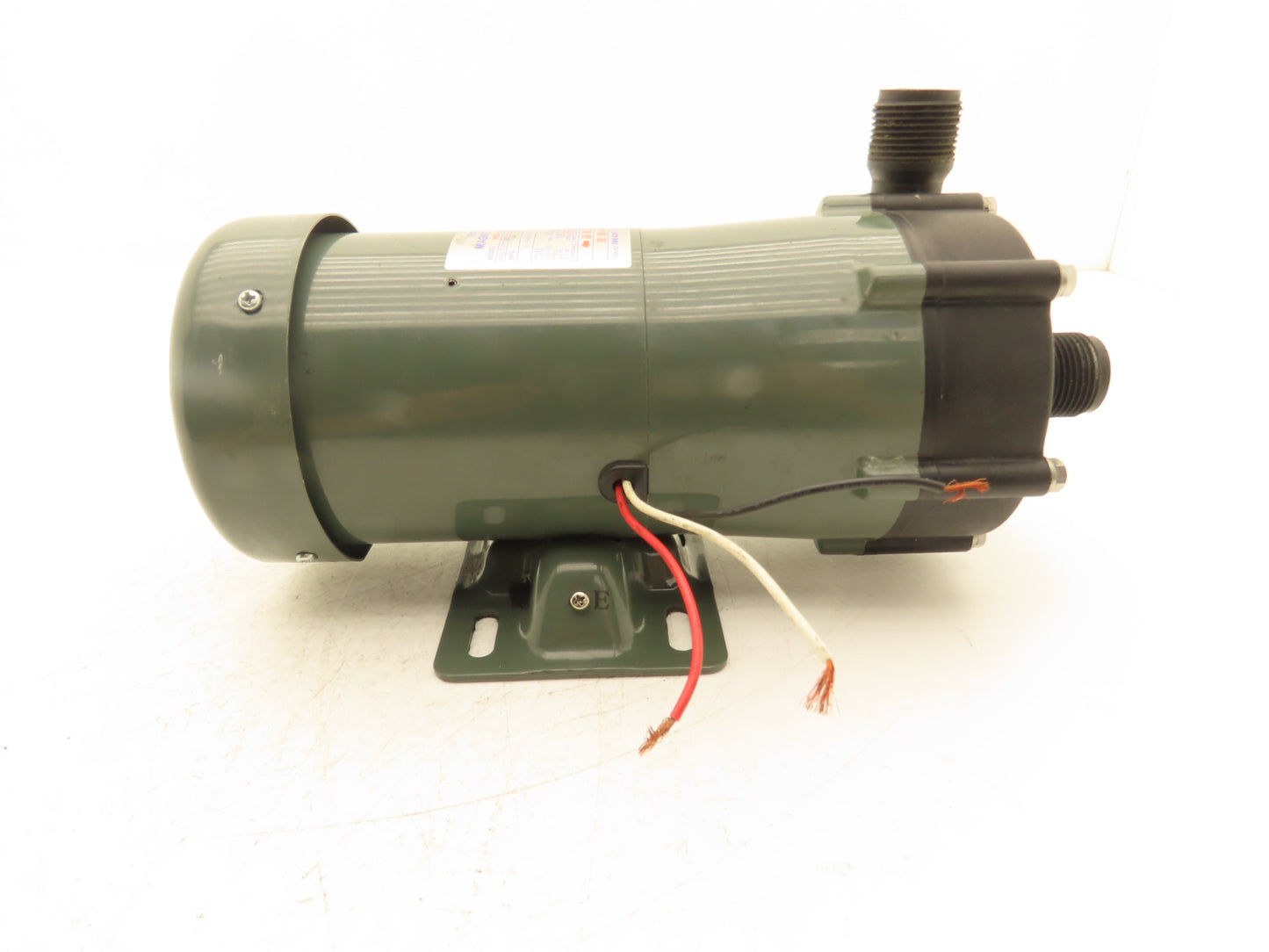 Iwaki MD-100RM Magnetic Drive Water Pump 1"Poly Plastic 220V 3PH 135 L/min