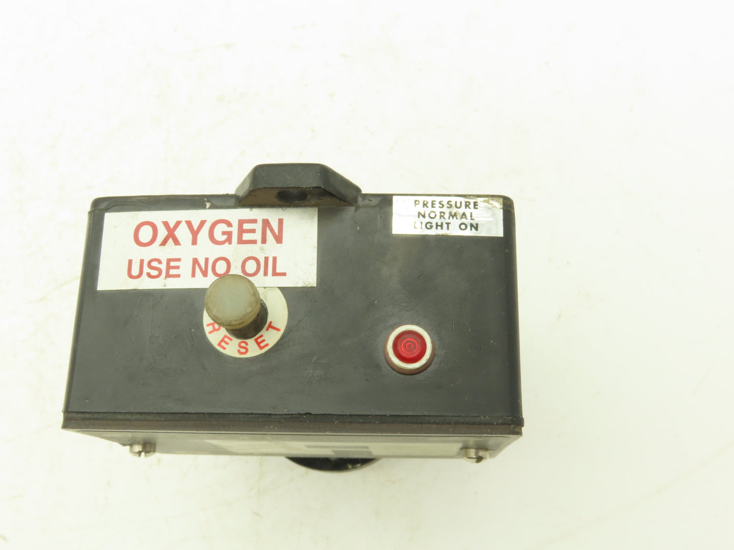 Ashcroft B428S XFM6B Pressure Control Switch 200 PSI Proof 1000 125/250 1/4"NPT