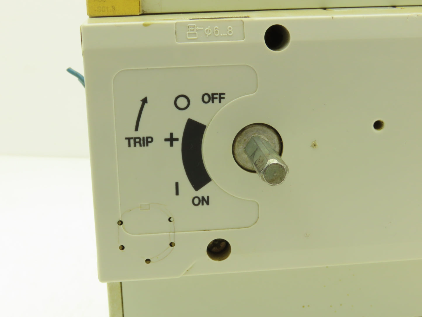 Moeller P10-630 Circuit Breaker 800A 690VAC 3 Pole W/Disconnect Mechanism DNZM10