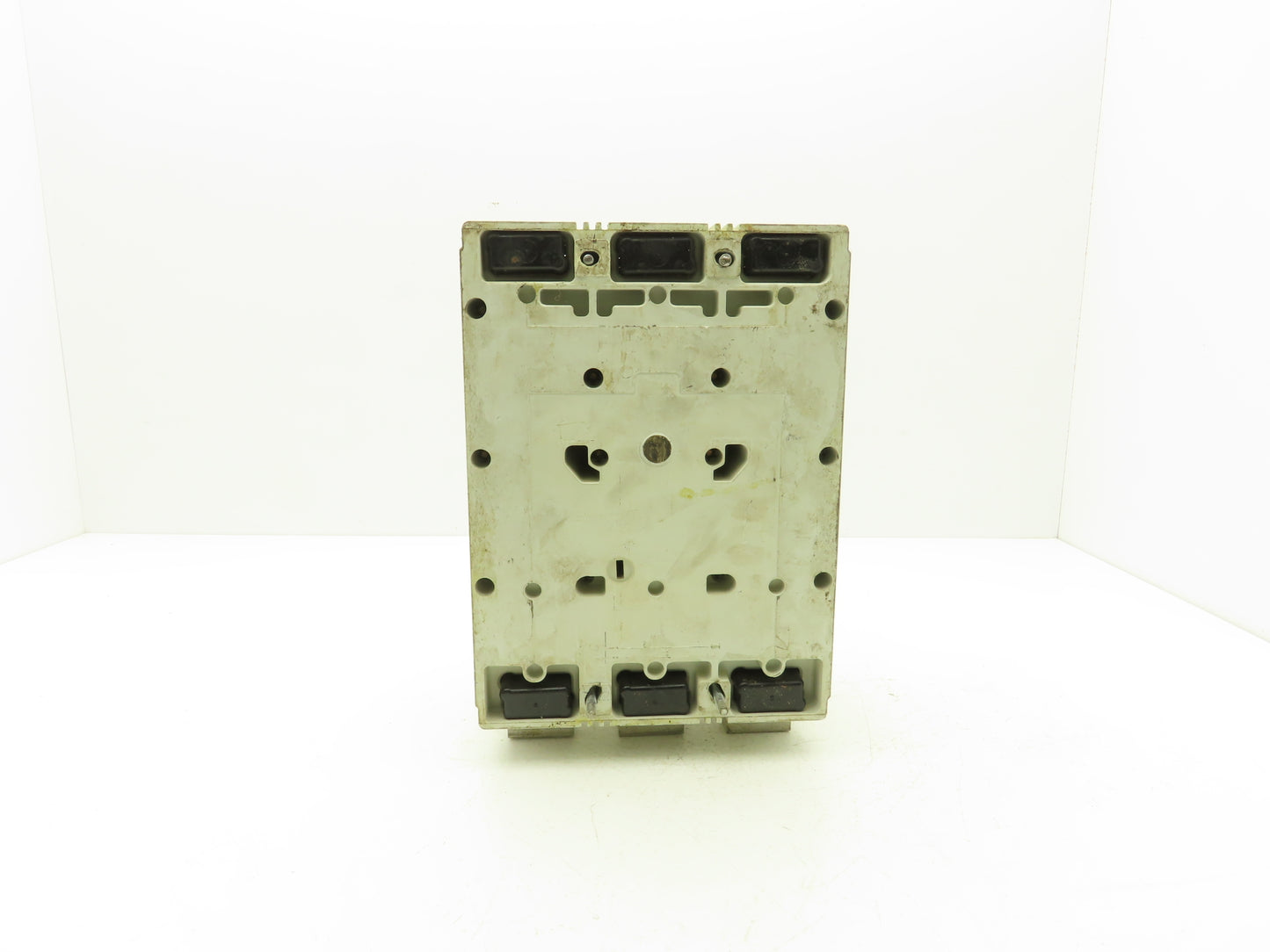 Moeller P10-630 Circuit Breaker 800A 690VAC 3 Pole W/Disconnect Mechanism DNZM10