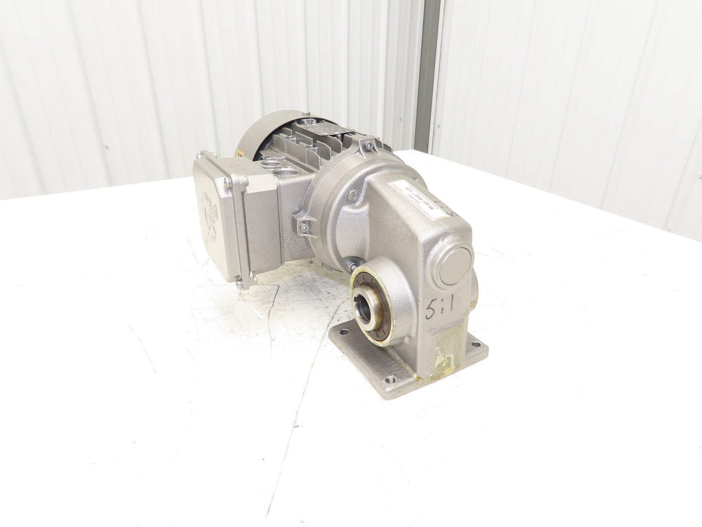 Nord 1SM50AX-80L/4 CUS Gearmotor 5:1 Ratio 330 RPM .75kw 230/460V Hollow Shaft