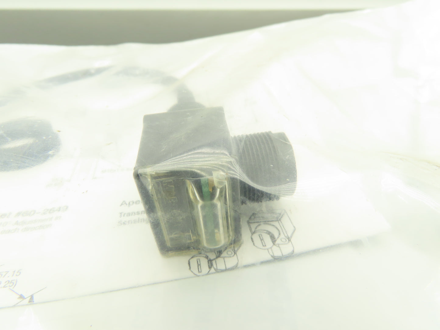 A-B 42EF-E1EZB-Y4 Photoswitch Rightsight Transmitted Beam Source 11-30VDC