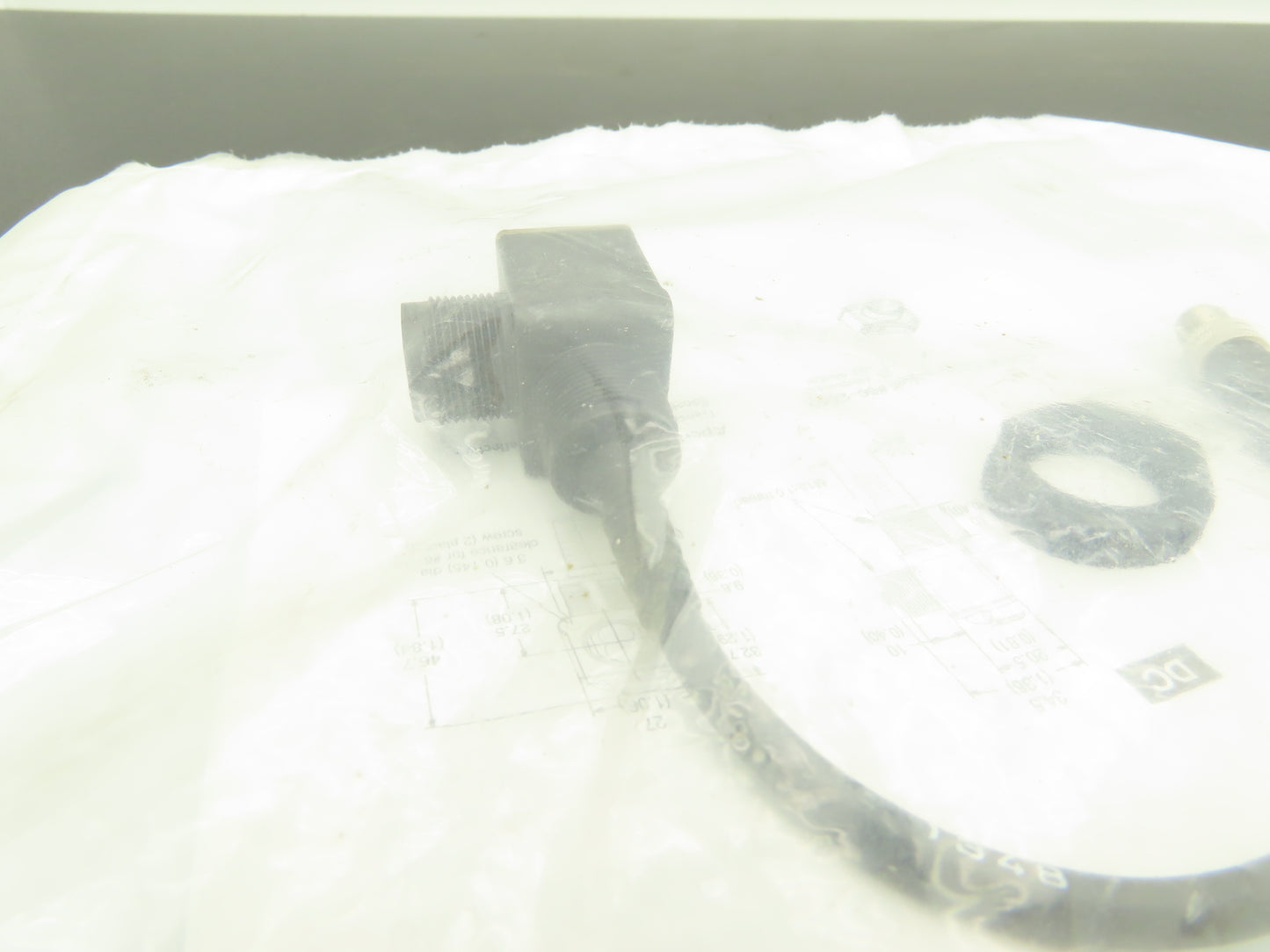 A-B 42EF-E1EZB-Y4 Photoswitch Rightsight Transmitted Beam Source 11-30VDC