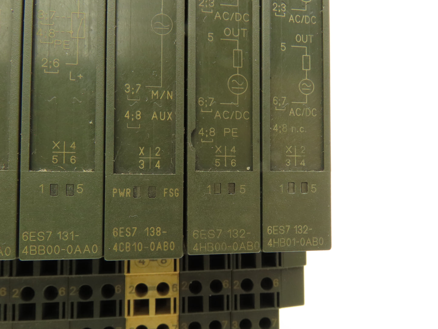 Siemens ET200S Profibus Remote Digital Input/Output Assembly 14 Input 4 Output