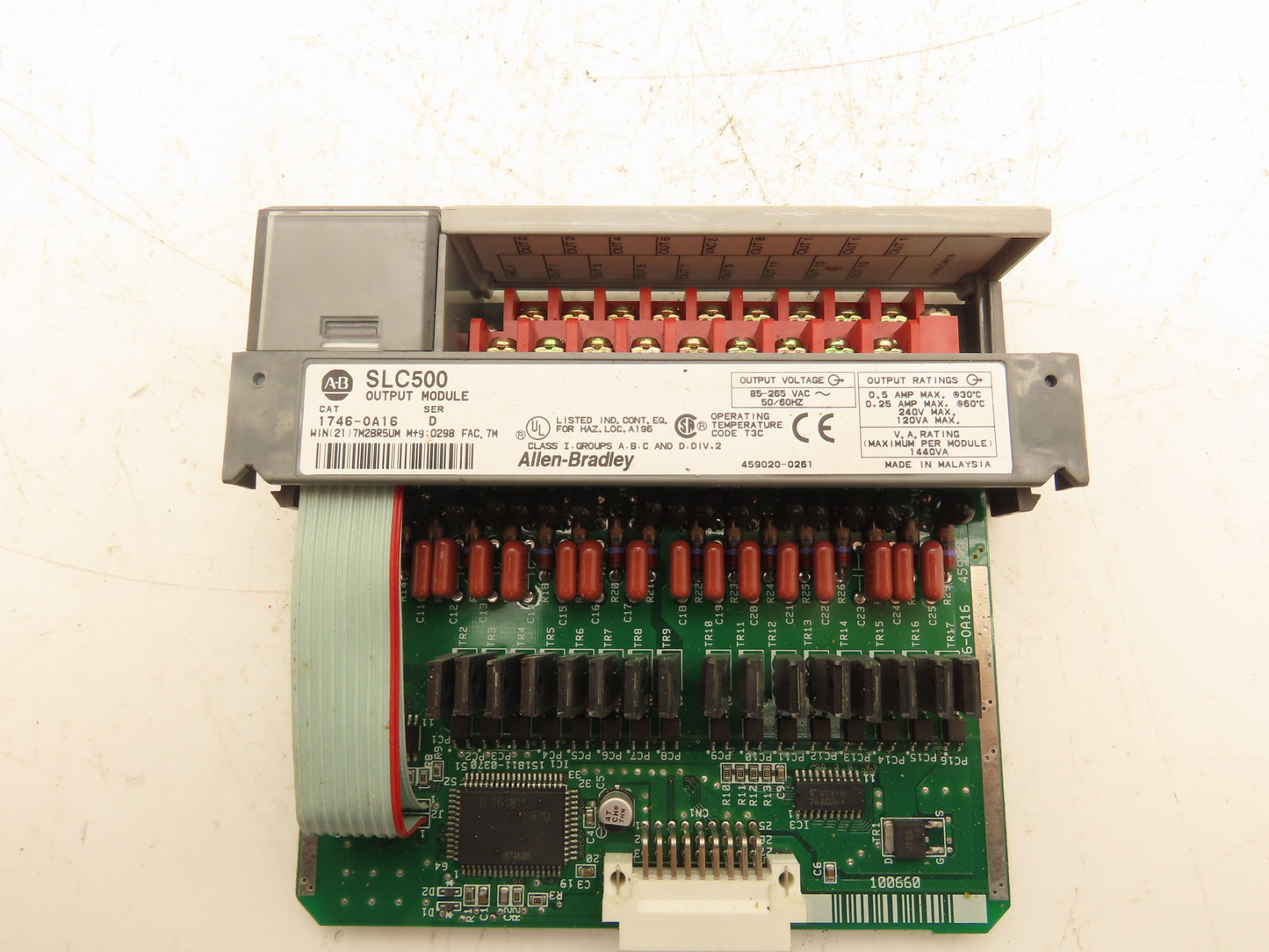 Allen Bradley 1746-OA16 SLC500 Series D Output Module Triac