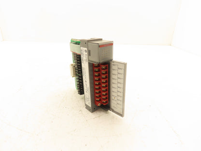 Allen Bradley 1746-OA16 SLC500 Series D Output Module Triac