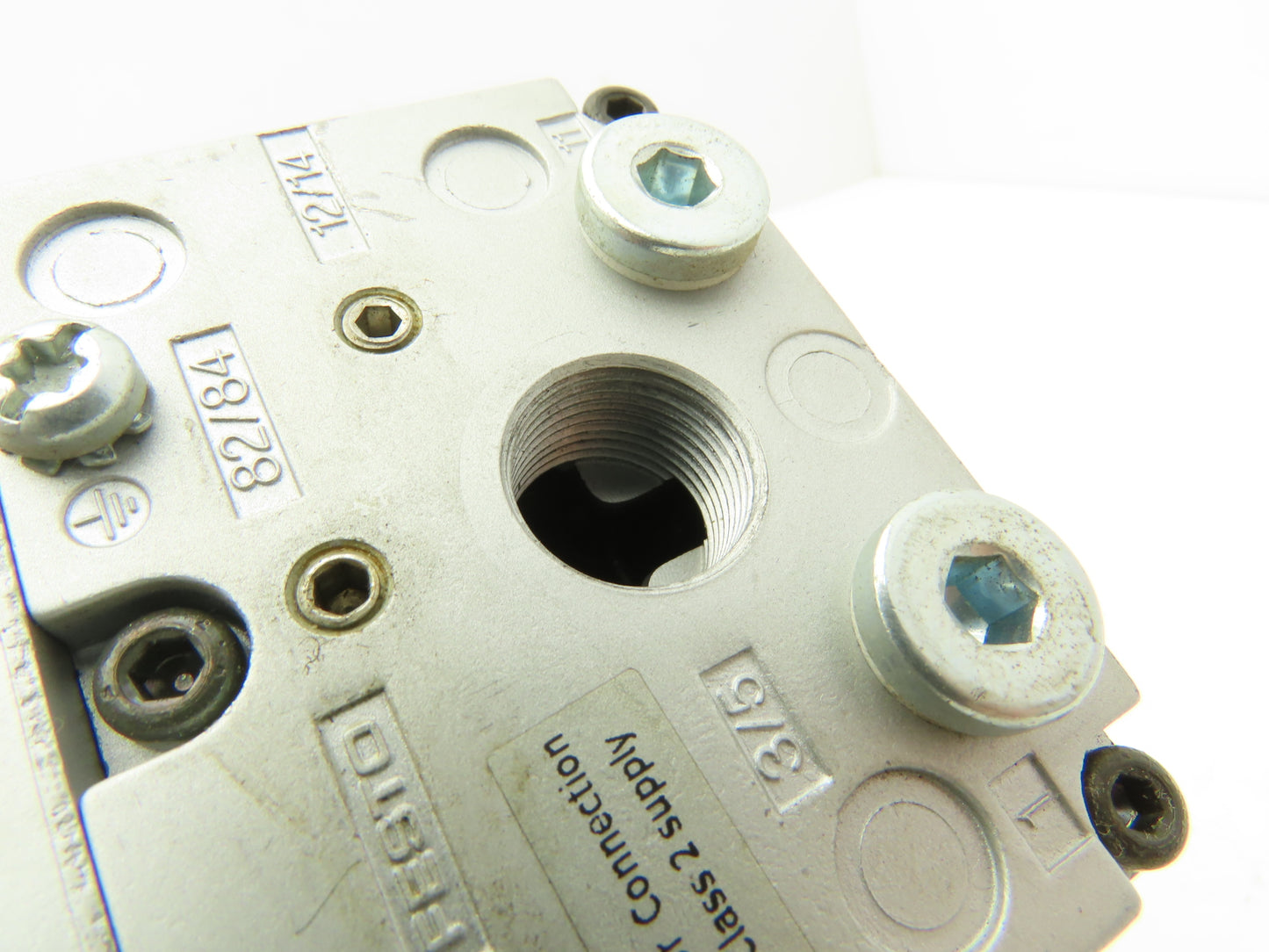 Festo CPV10-GE-ASI-4E4A-Z M8 Pneumatic 4 Station Solenoid Valve Manifold 24VDC