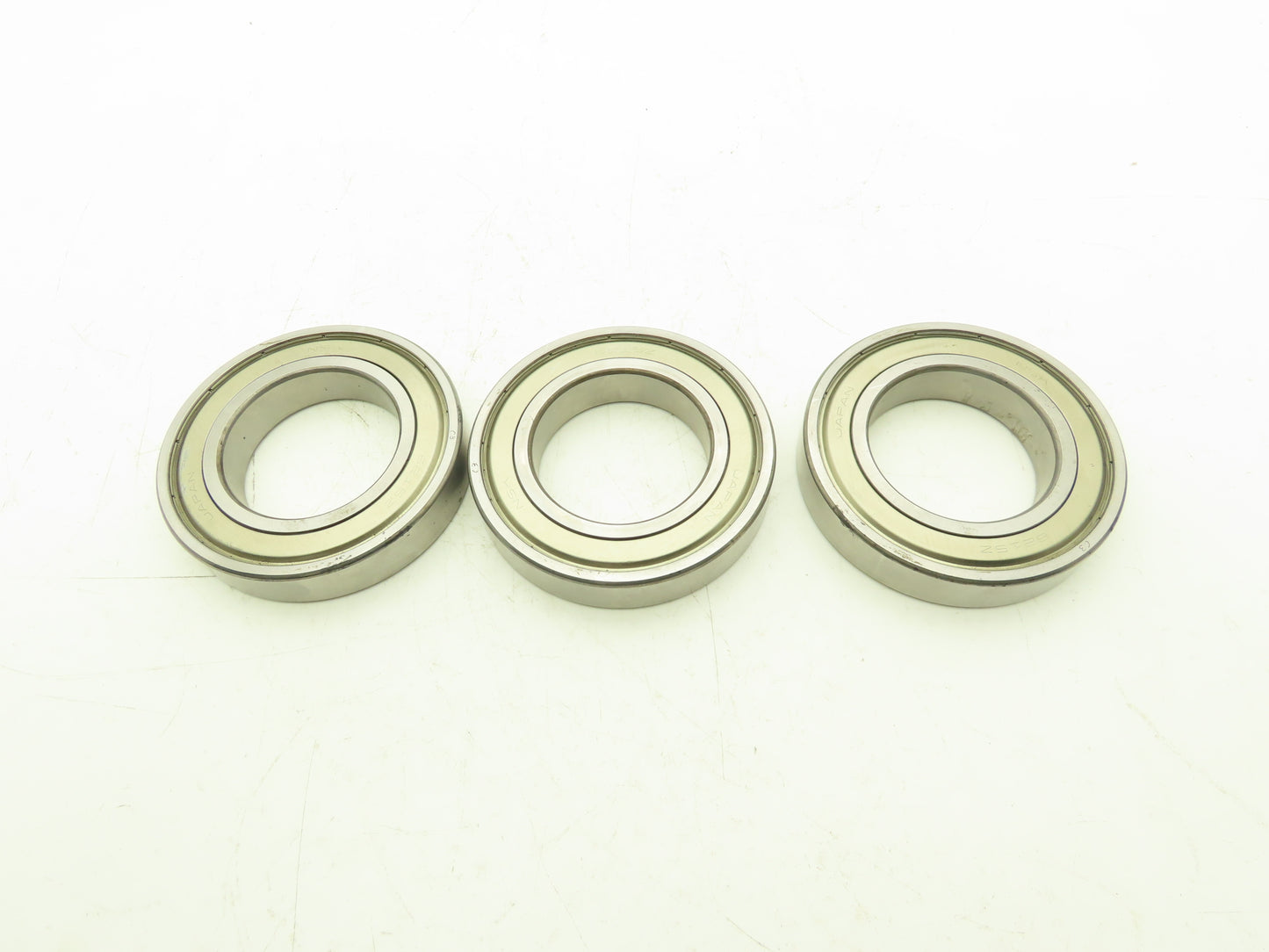 NSK 6215Z Ball Bearing Double Seal 75mm ID x 130mm OD x 25mm Width Lot of 3