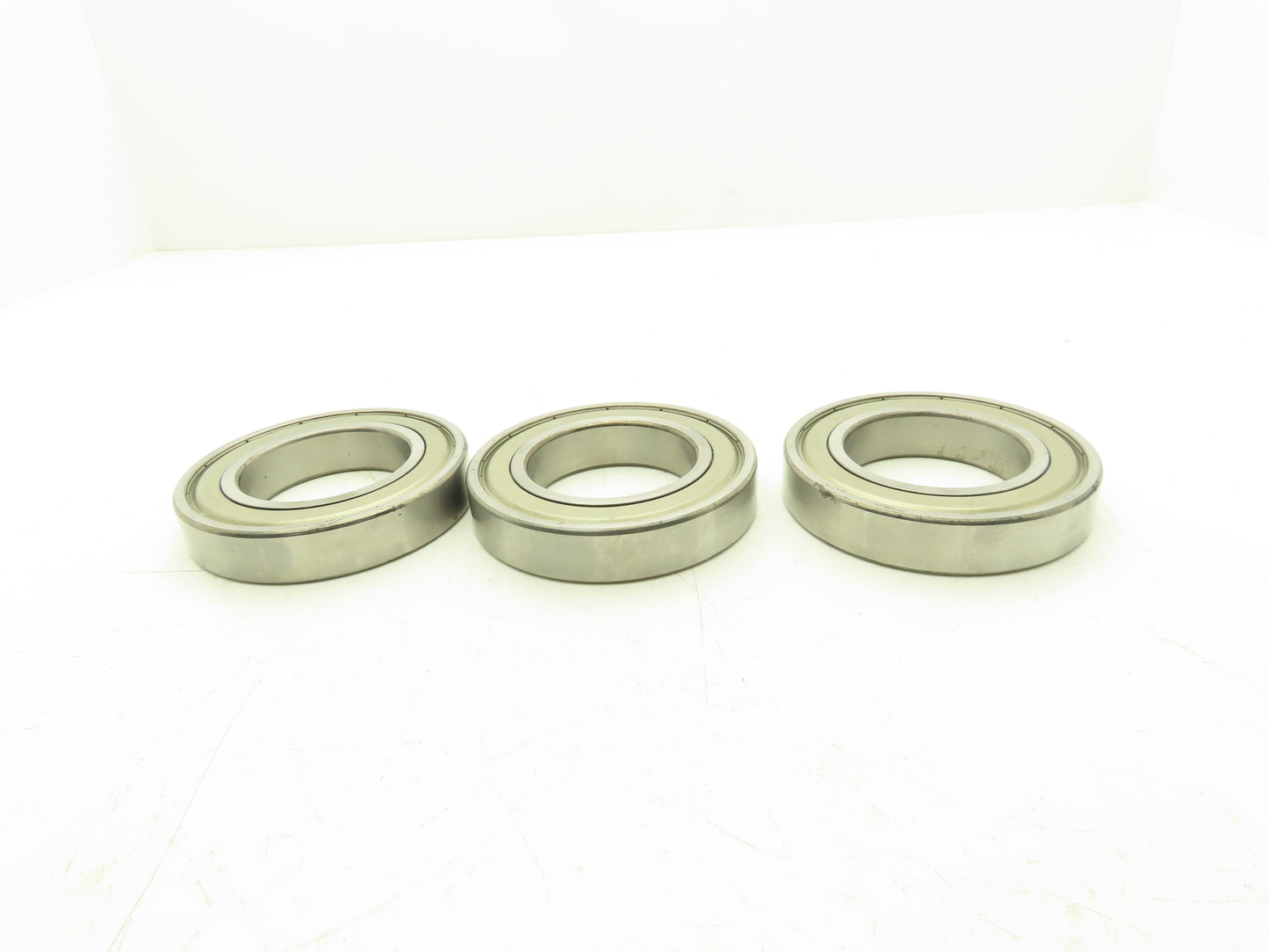 NSK 6215Z Ball Bearing Double Seal 75mm ID x 130mm OD x 25mm Width Lot of 3