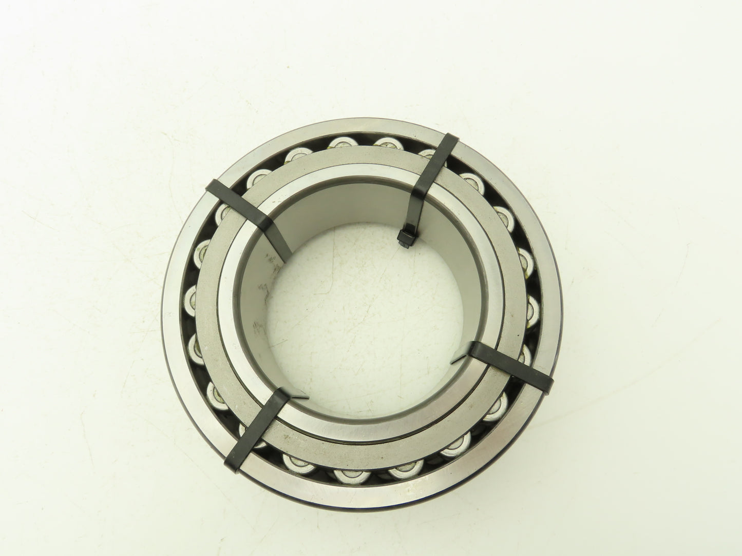 Nachi 23124E W33C3 Spherical Roller Bearing 120mm ID x 200mm OD x 62mm Width