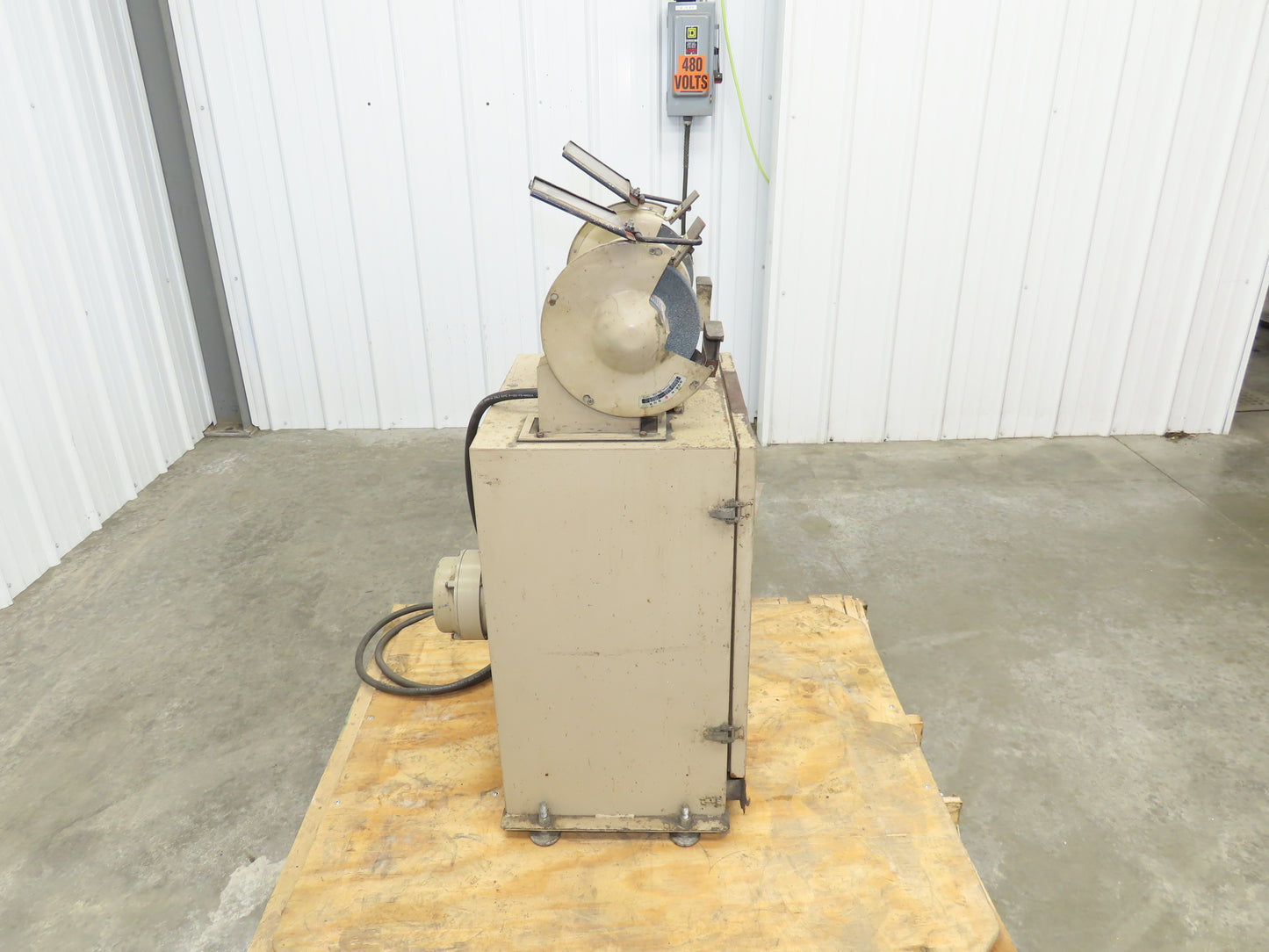 Showa SGK-N Bench Grinder Dust Collector Stand 8" 3000 RPM 230V 3Ph