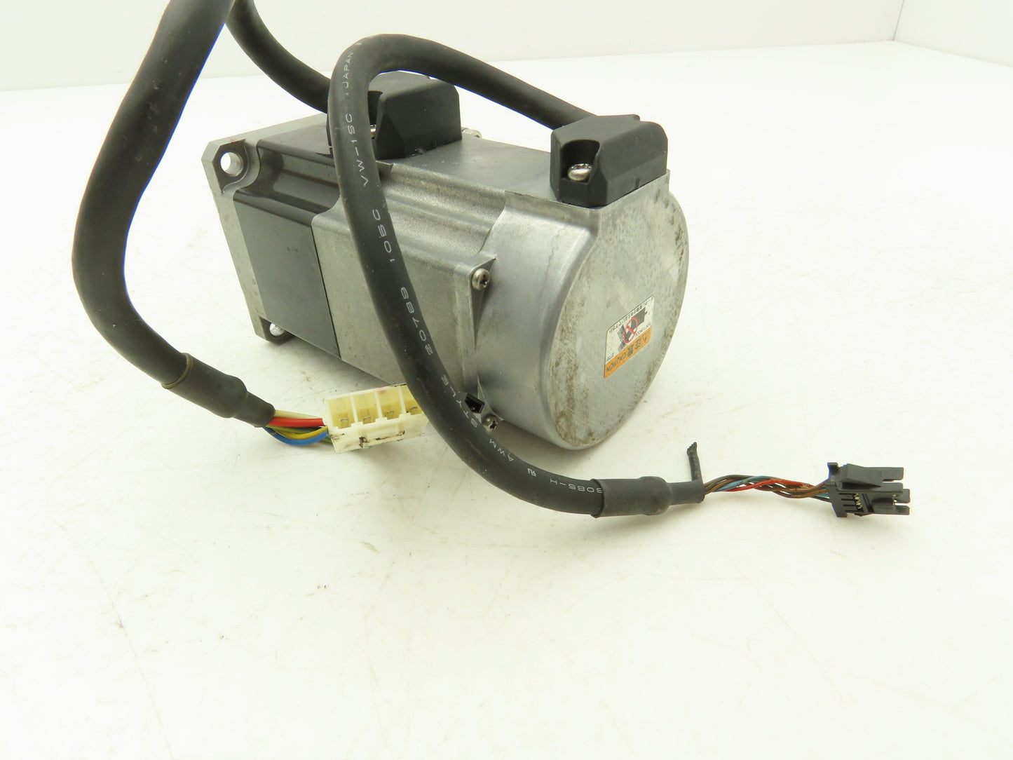Tamagawa TS4607N7138E200 TBL-i II AC Servo Motor 0.2kw 200V 3000 RPM