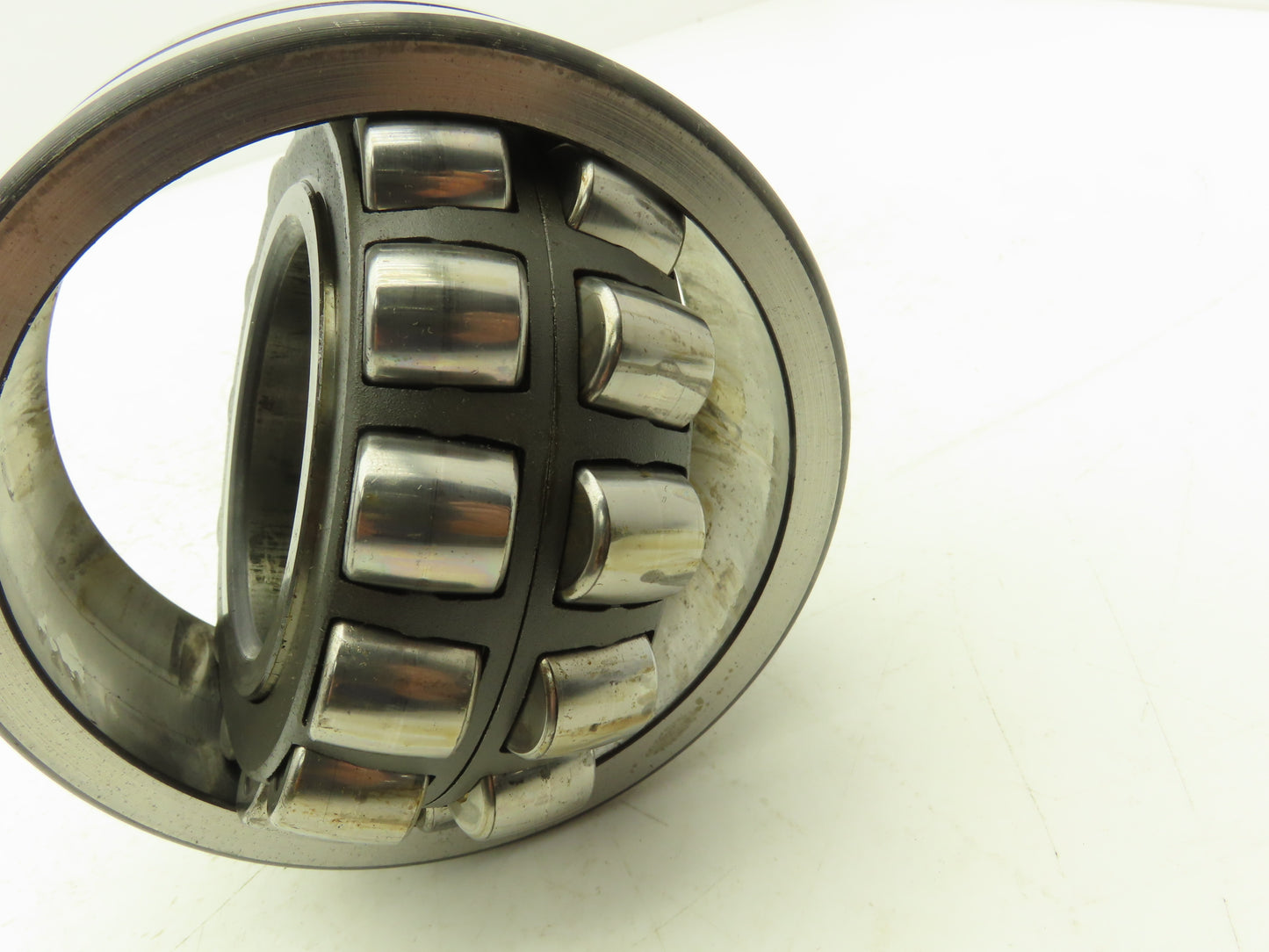 SKF 22312 CG/C3W33 Spherical Roller Bearing 2 Row 60mm ID x 130mm OD x 46mm W