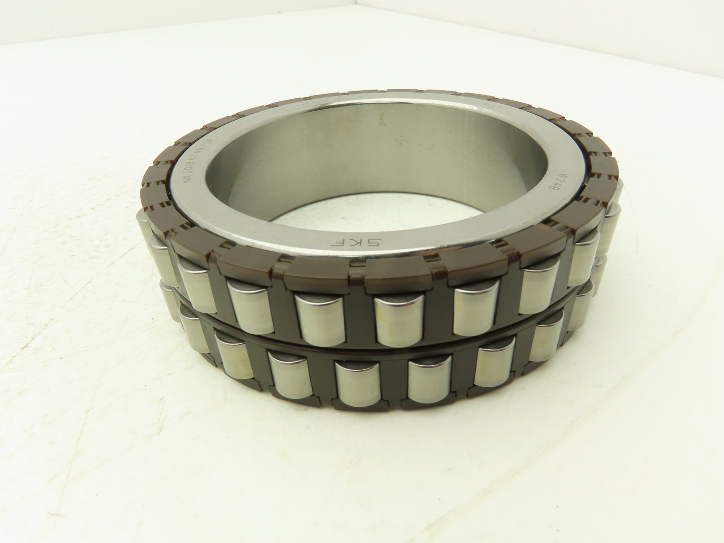 SKF NN3018 KTN9/SP Cylindrical Roller Bearings 90mm ID x 127mm OD x 37mm No Race