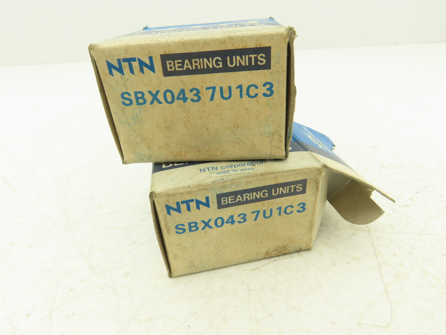 NTN SBX0437U1C3 Ball Bearing Insert Locking Collar 19mm ID x 42mm Lot of 2