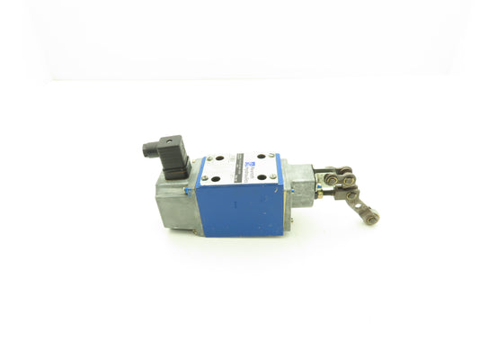 Rexroth 5-4WMRC 10 X70-32/YAW Hydraulic Valve Limit Switch Lever operated