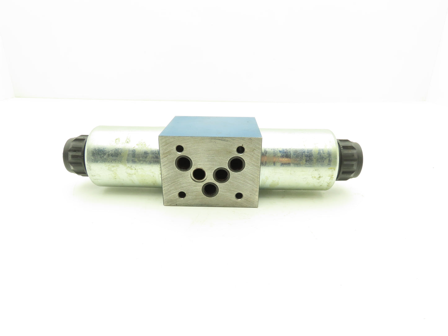 Rexroth 4WE10U31/CG24N9K4 Hydraulic Solenoid Directional Control Valve 24VDC