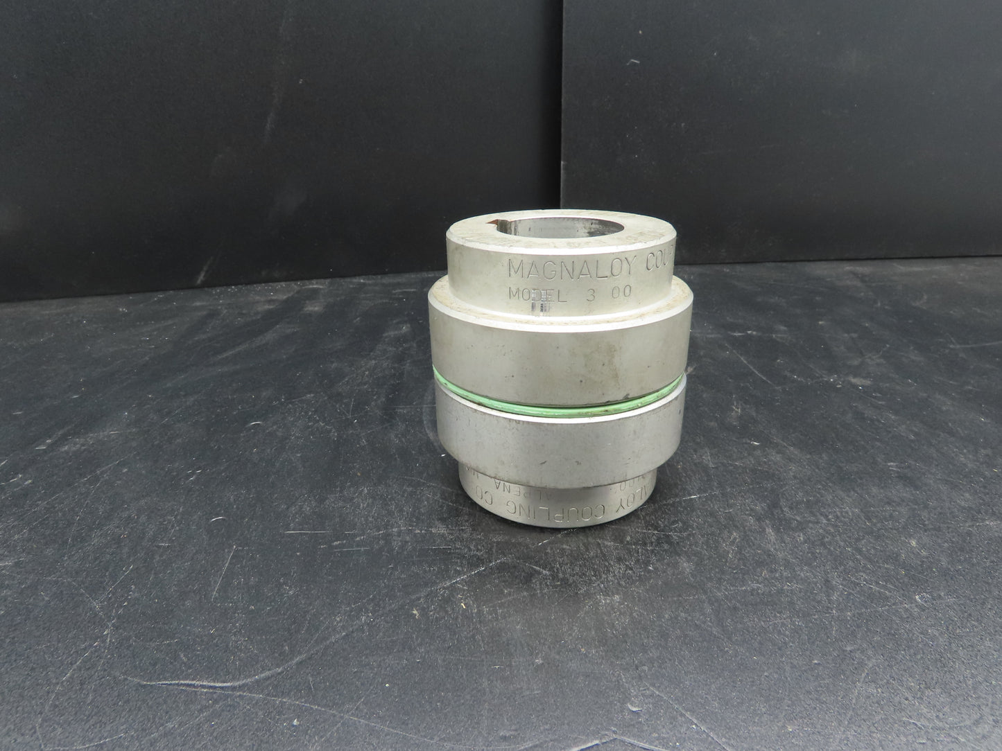 Magnaloy Model 300 Flex Coupling Hub Aluminum 1-5/8" & 1" Bores With Keyway