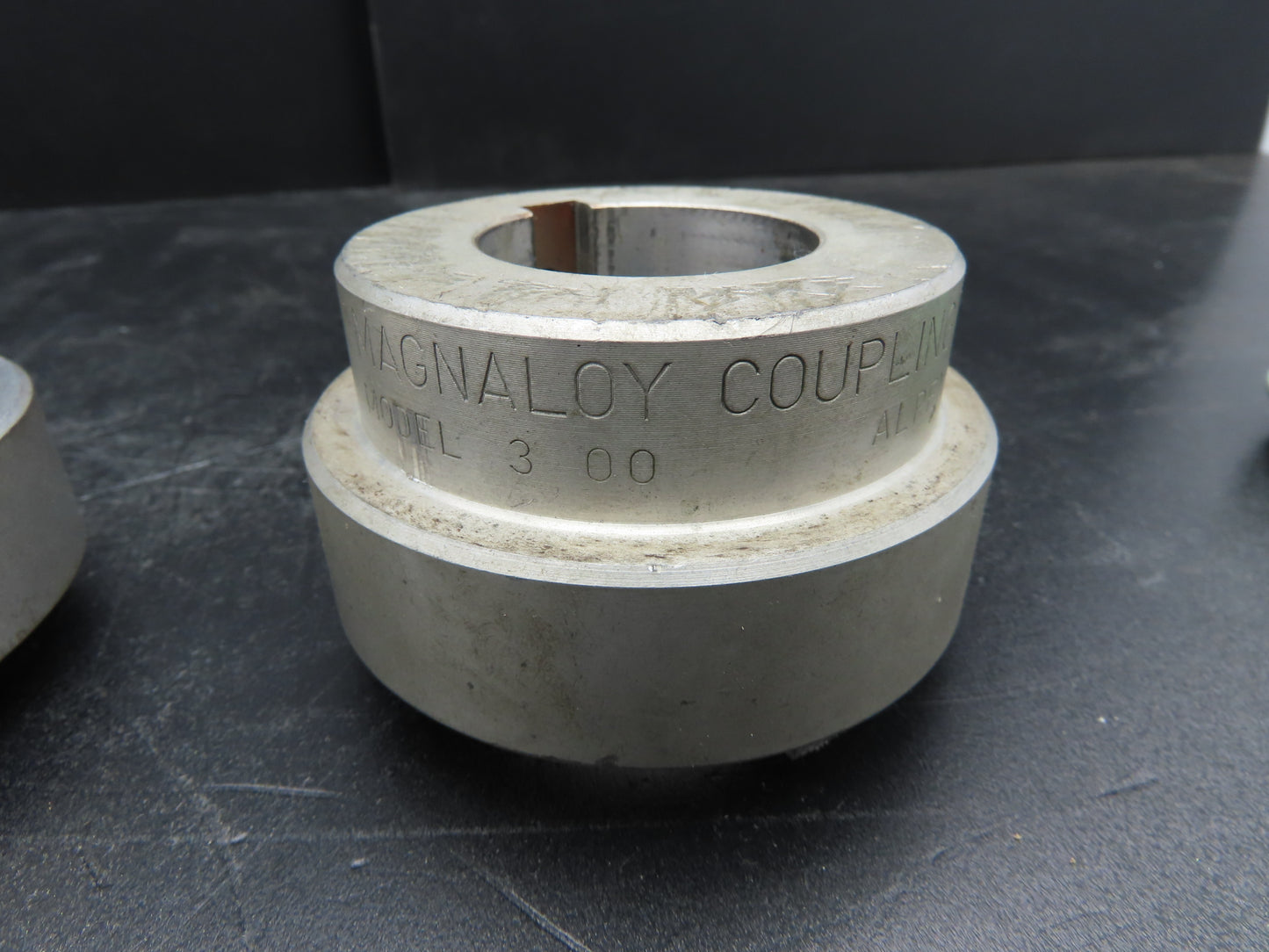 Magnaloy Model 300 Flex Coupling Hub Aluminum 1-5/8" & 1" Bores With Keyway