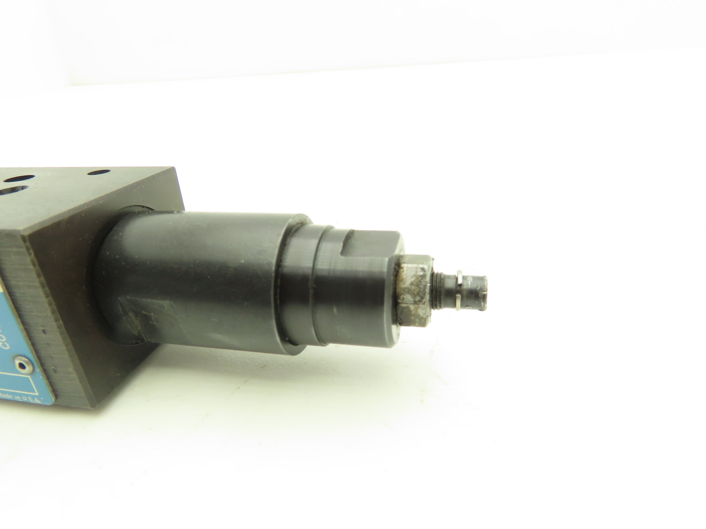 Vickers DGMC-3-PT-AW-41 Hydraulic Flow Control Relief Valve D03