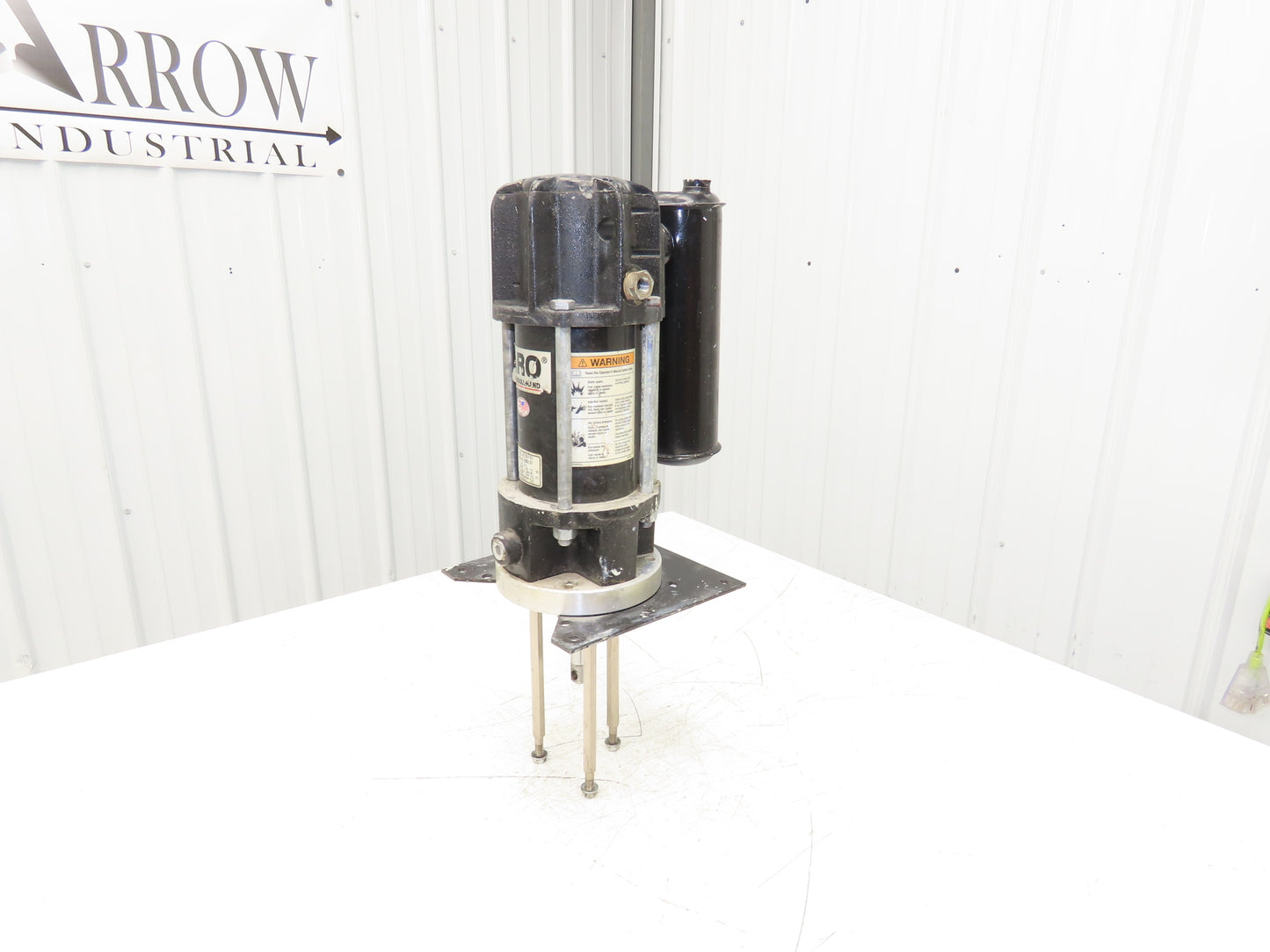 Ingersoll Rand ARO 67120-P43 Pneumatic Extrusion Pump Air Motor Only