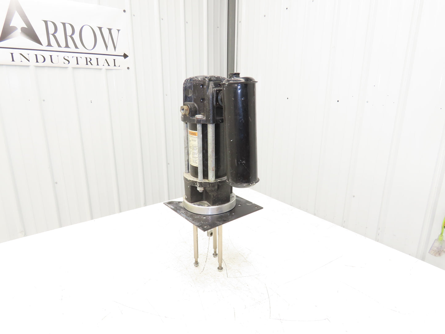 Ingersoll Rand ARO 67120-P43 Pneumatic Extrusion Pump Air Motor Only