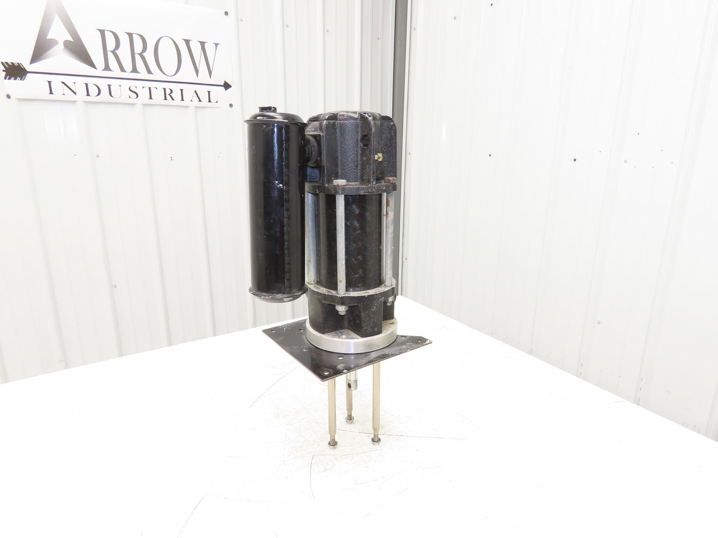 Ingersoll Rand ARO 67120-P43 Pneumatic Extrusion Pump Air Motor Only