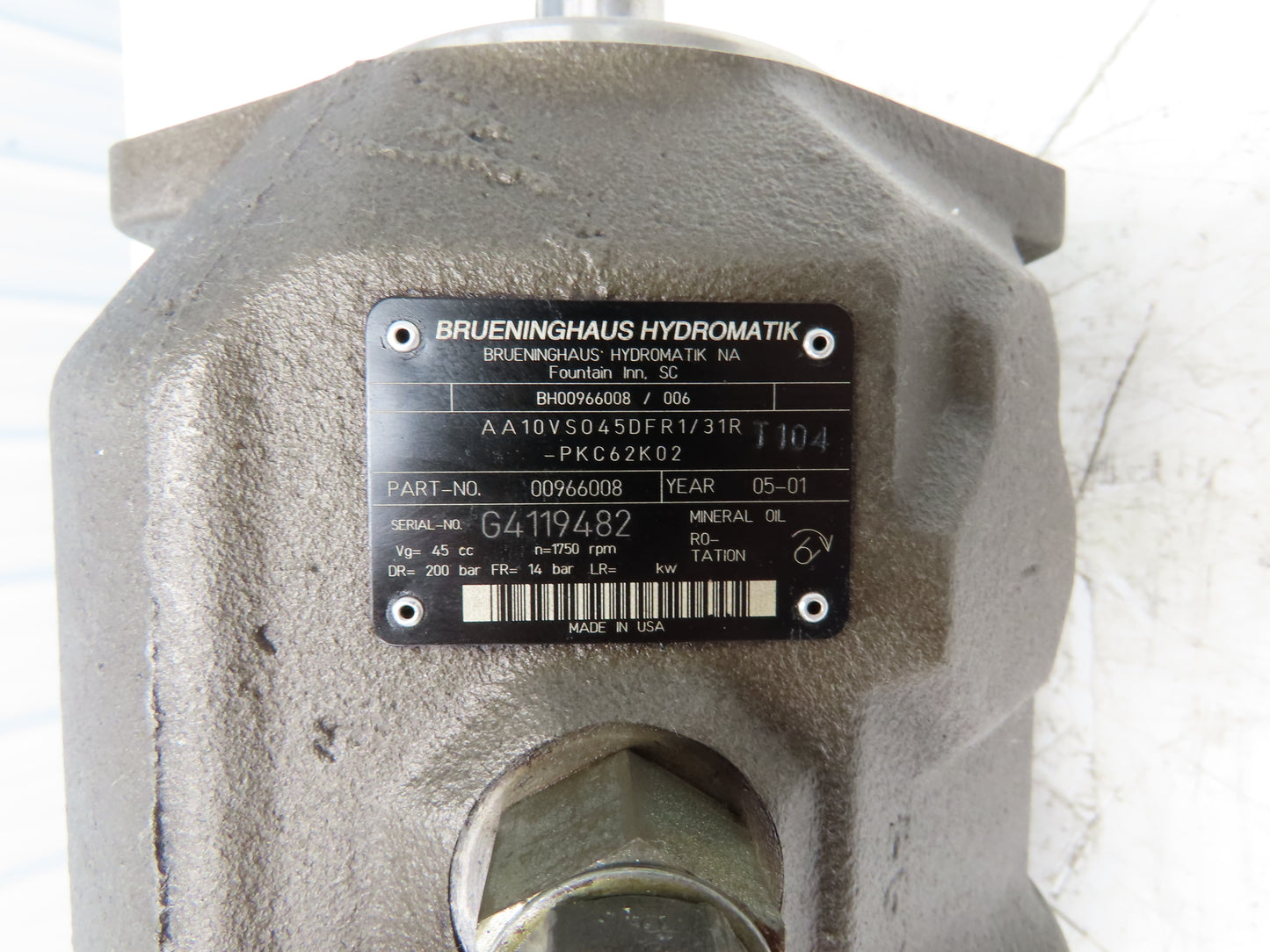Brueninghaus Rexroth AA10VS045DFR1/31R-PKC62K02 Hydraulic Piston Pump Series 31