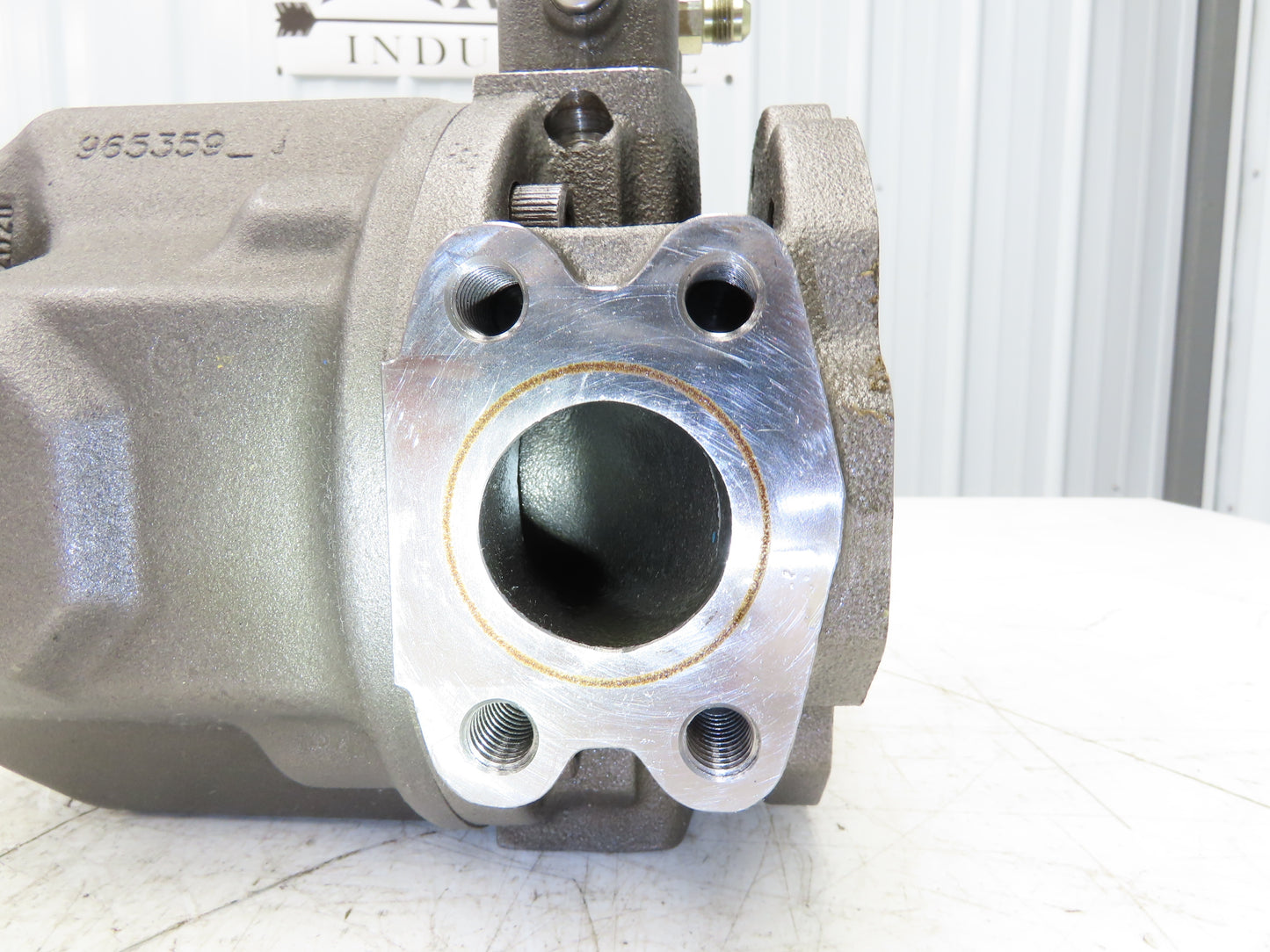 Rexroth AA10VS045DFR1/31R-PKC62K02 Hydraulic Piston Pump Series 31