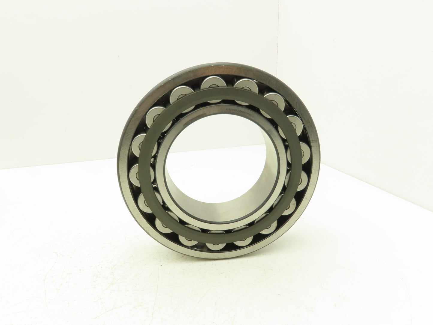 FAG 22222EK.C3 Spherical Roller Bearing 110mm ID x 200mm OD x 53mm W