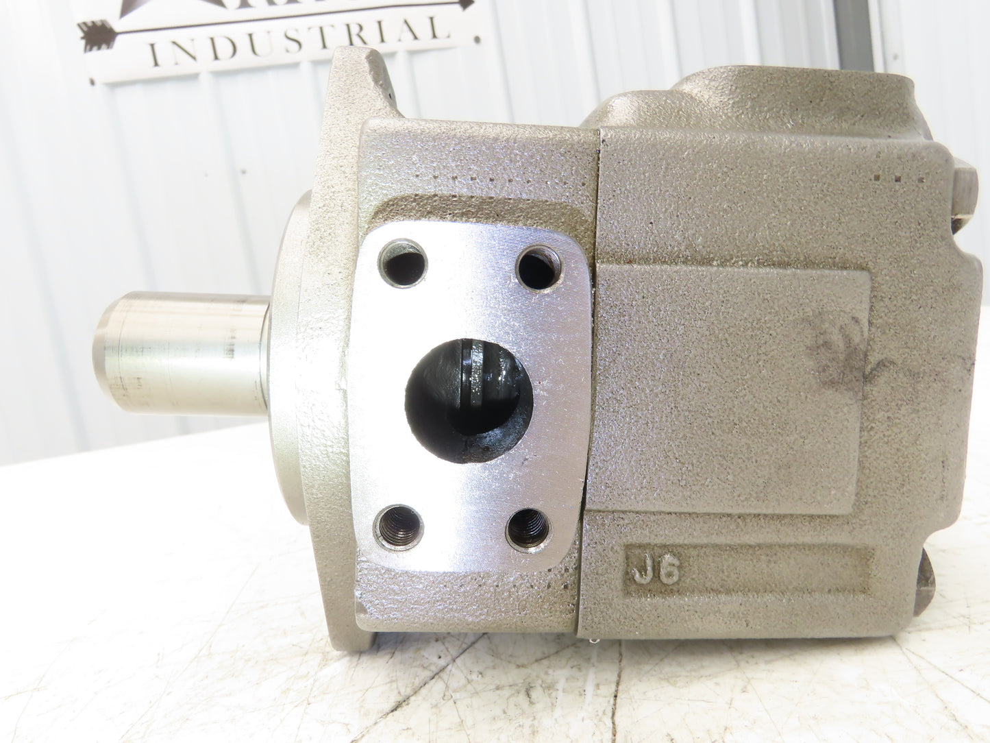 Legacy Denison T6CM B05 3R00 C1 Hydraulic Single Vane Pump 2800rpm 70.3 ML/REV