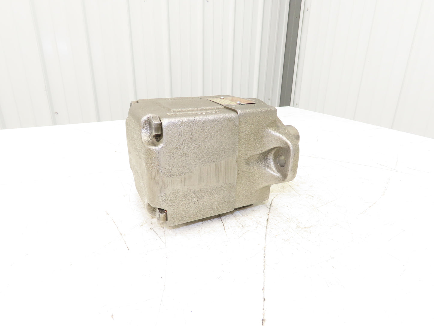 Legacy Denison T6CM B05 3R00 C1 Hydraulic Single Vane Pump 2800rpm 70.3 ML/REV