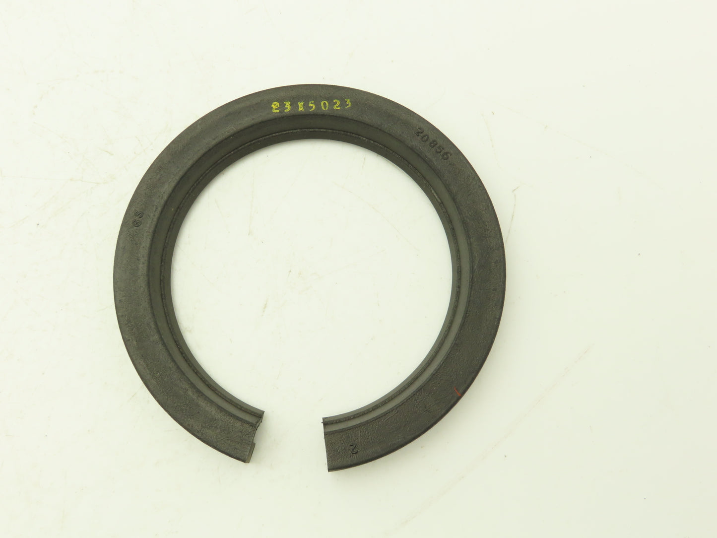 Klozure 25003-5023 Oil Seal Split Mill-Right N 3.00" Shaft 4.00" Bore  Lot of 3