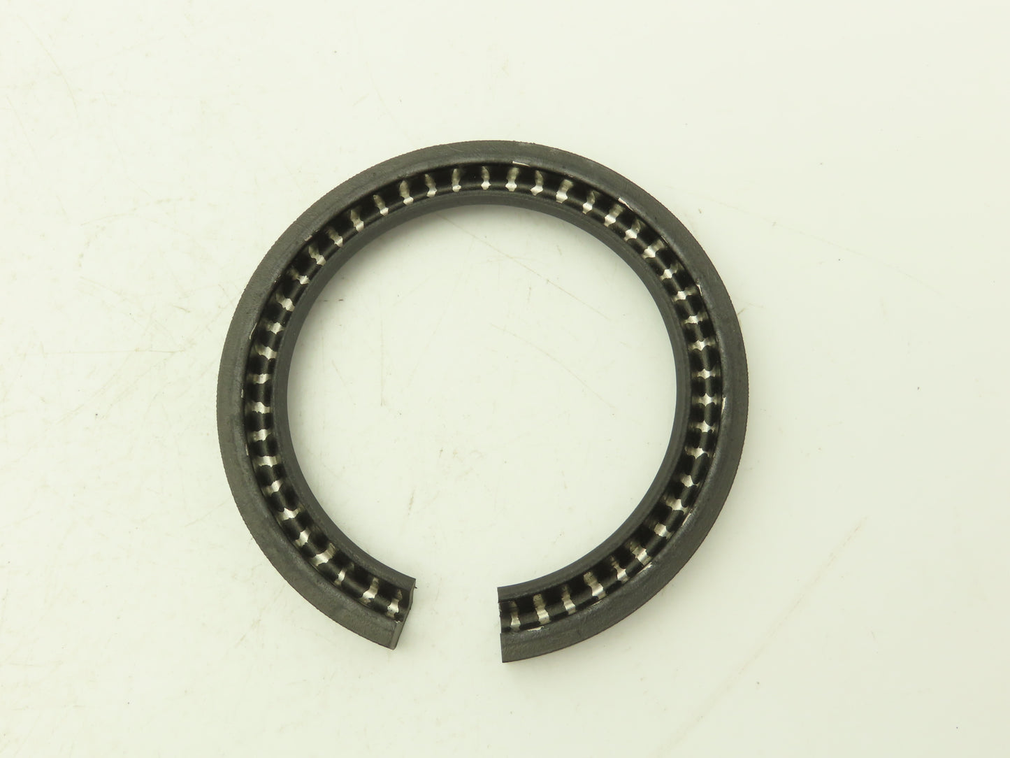 Klozure 25003-5023 Oil Seal Split Mill-Right N 3.00" Shaft 4.00" Bore  Lot of 3