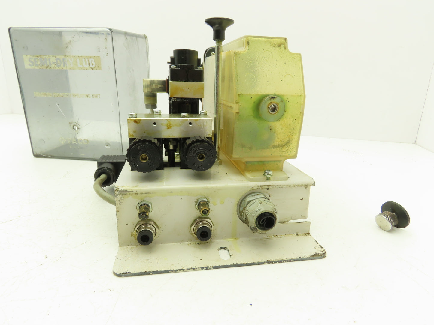 Taco L32-300-3A11 Pneumatic Lubricator Semi-Dry Oil Mist Sprayer Pump 24VDC