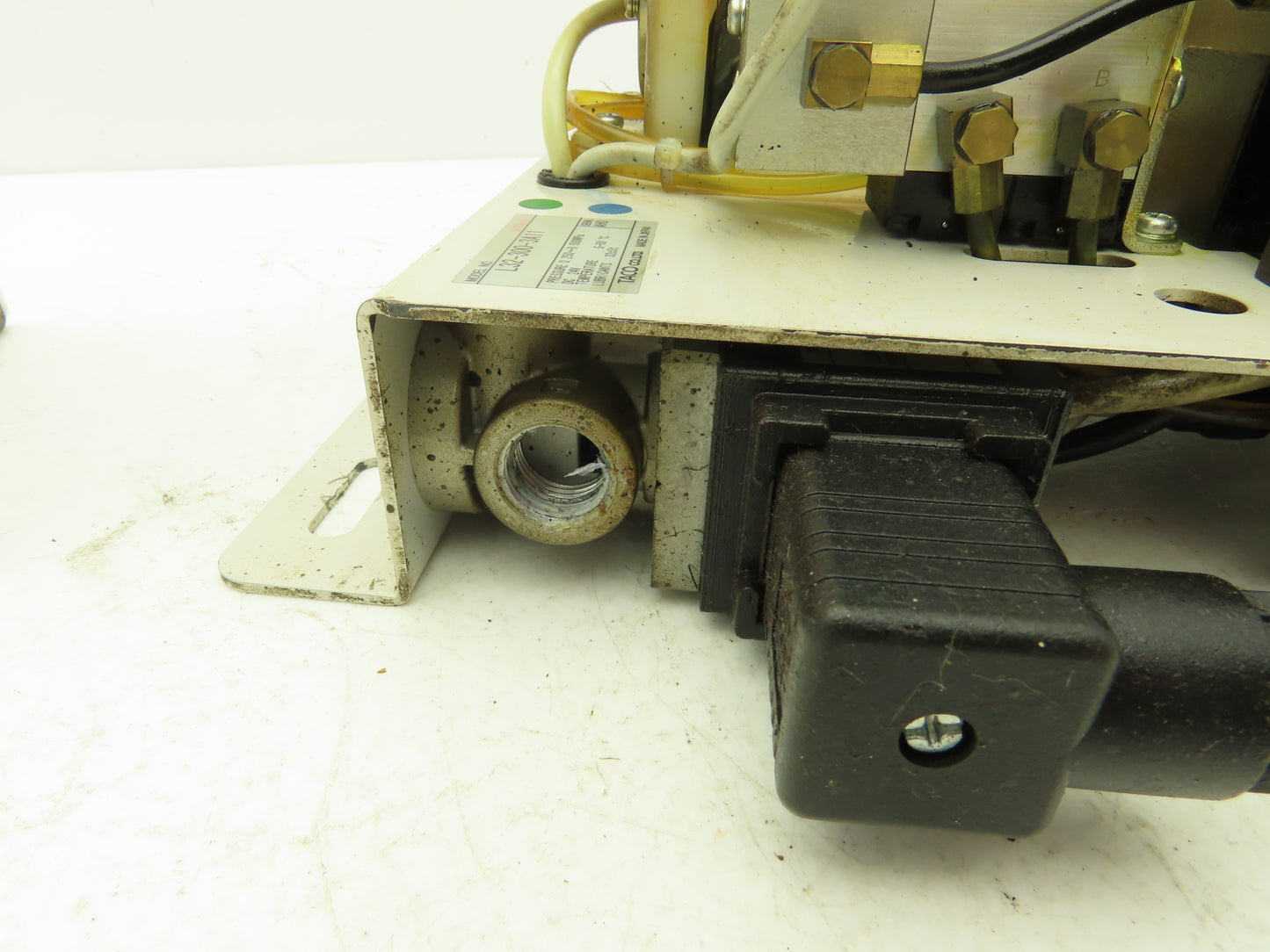 Taco L32-300-3A11 Pneumatic Lubricator Semi-Dry Oil Mist Sprayer Pump 24VDC