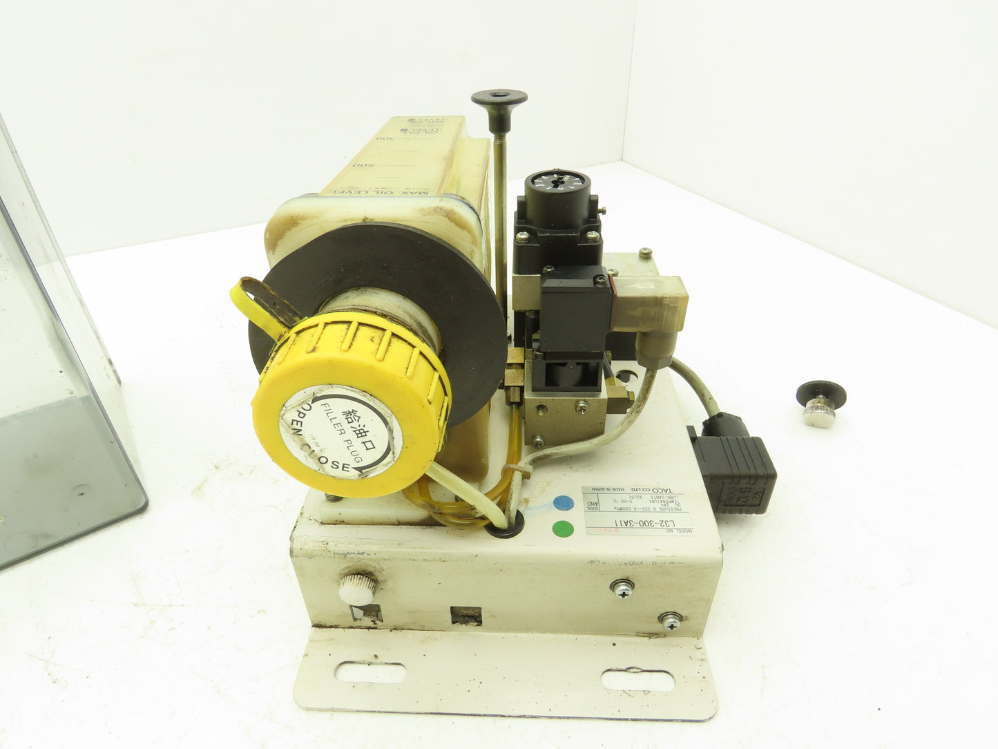 Taco L32-300-3A11 Pneumatic Lubricator Semi-Dry Oil Mist Sprayer Pump 24VDC